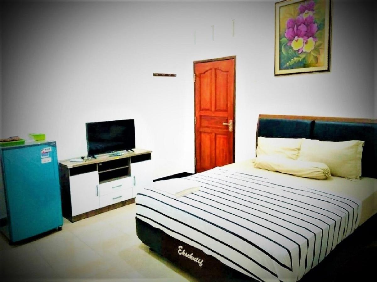 Hotel Ahlen Pangandaran Esterno foto