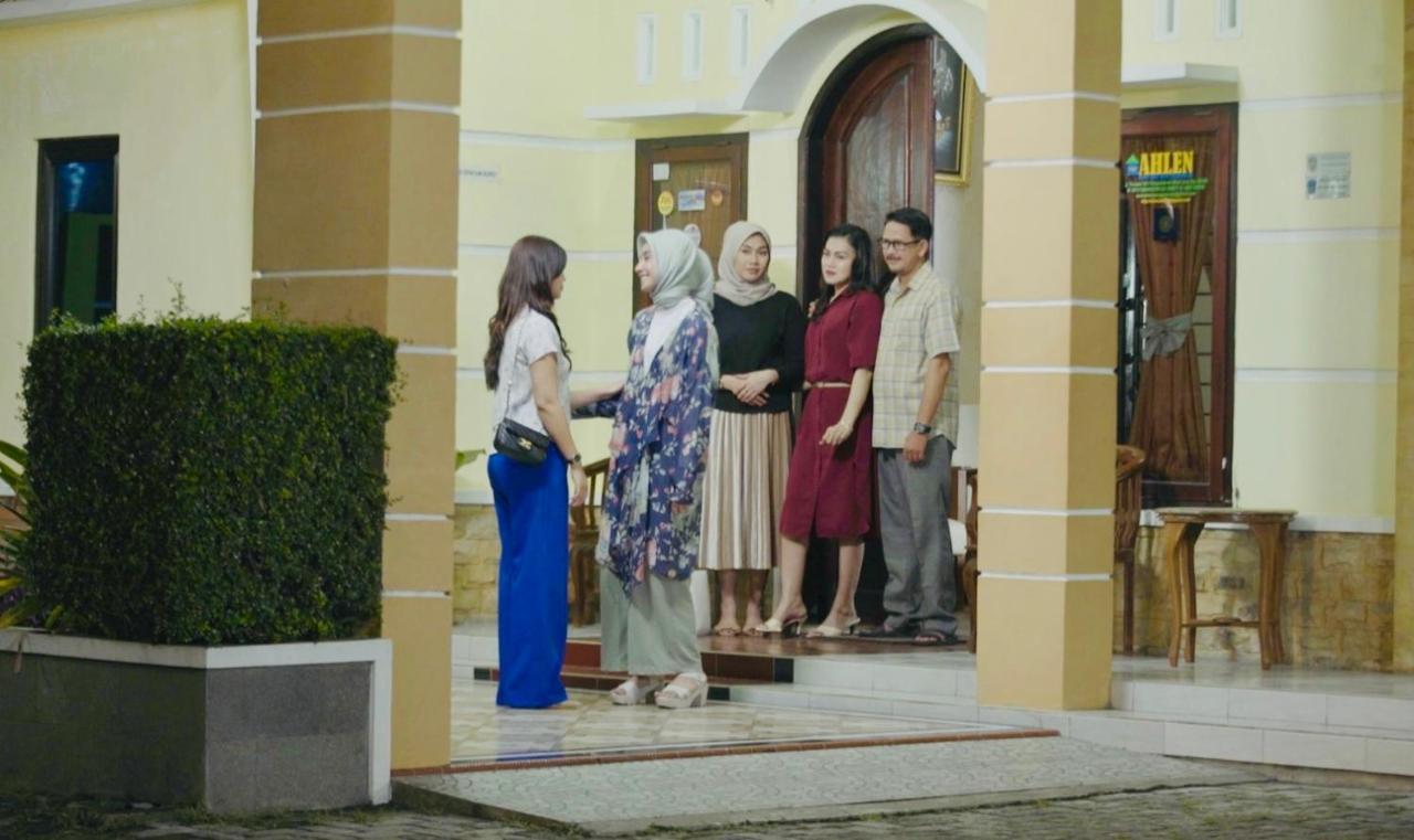 Hotel Ahlen Pangandaran Esterno foto